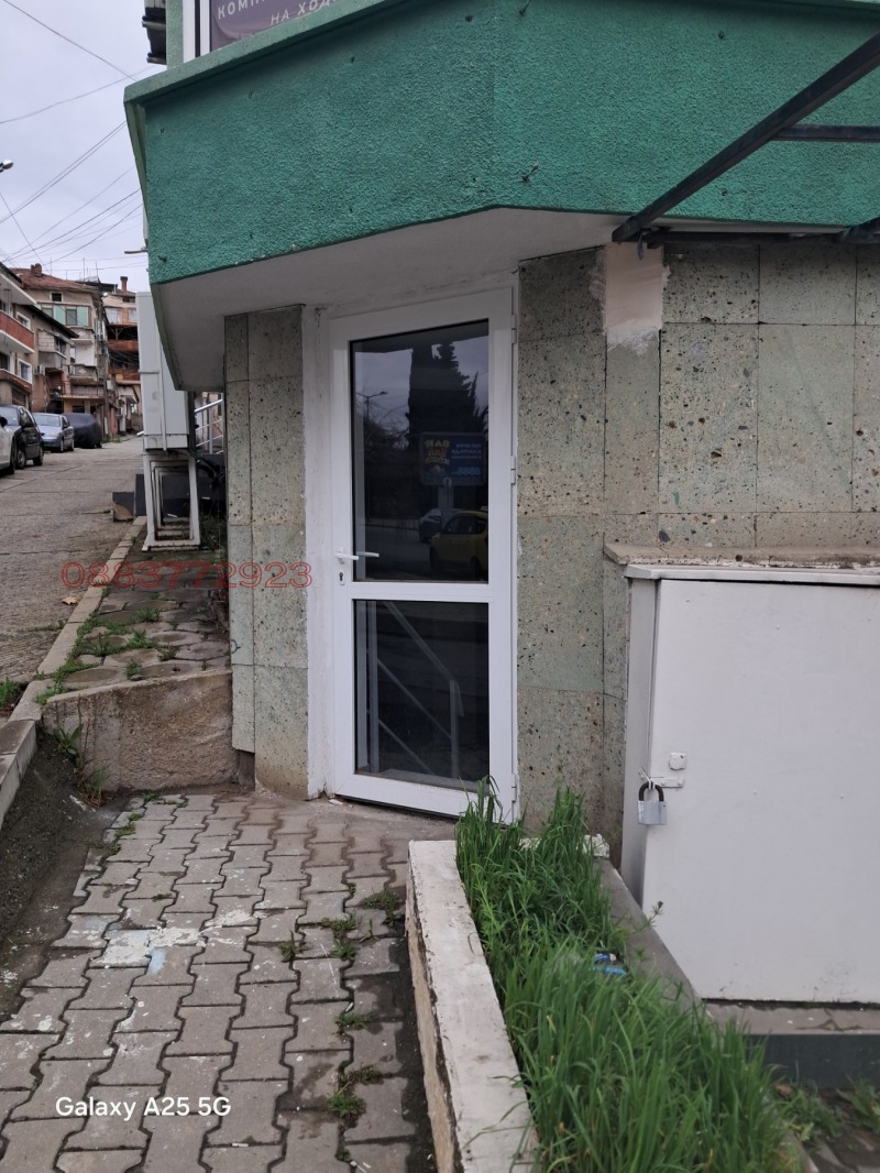 Дава под Наем ОФИС в град Стара Загора, Македонски - 30 кв.м / 250 € » 488.96 лв.