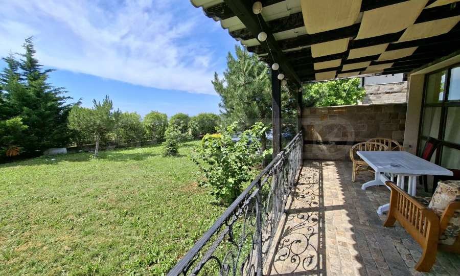 Дава под наем КЪЩА, с. Кошарица, област Бургас, снимка 2 - Къщи - 55086042