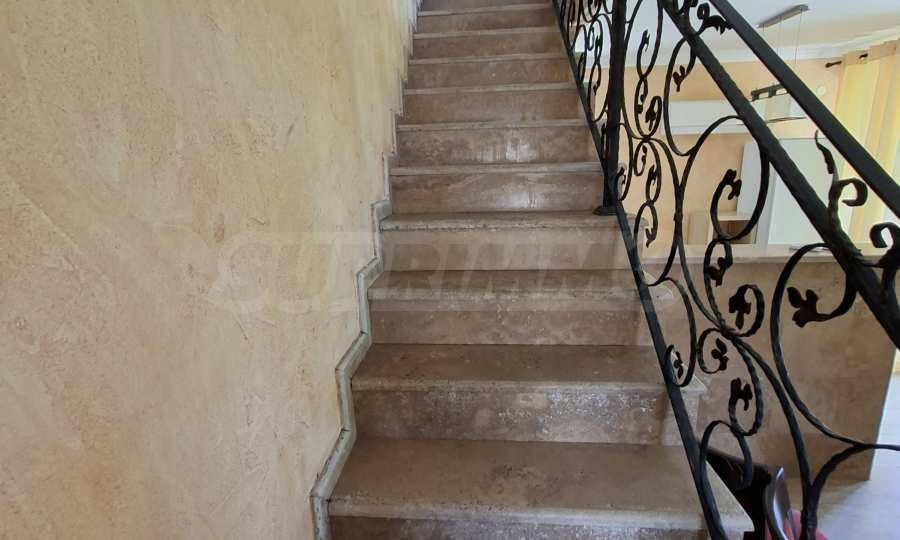Дава под наем КЪЩА, с. Кошарица, област Бургас, снимка 12 - Къщи - 55086042