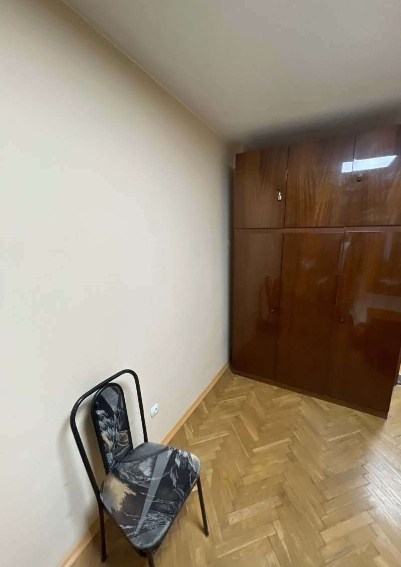 Дава под наем 4-СТАЕН, гр. София, Лозенец, снимка 10 - Апартаменти - 53467750