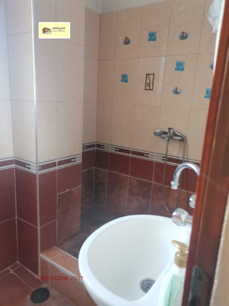 Kiadó  3+ hálószoba Plovdiv , Karsijaka , 110 négyzetméter | 24201110 - kép [9]