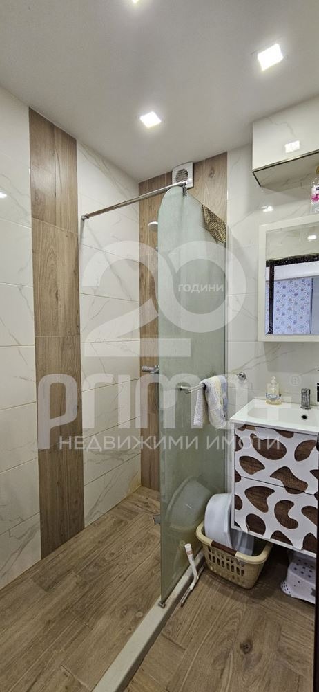 Дава под наем 3-СТАЕН, гр. Велико Търново, Акация, снимка 11 - Апартаменти - 52479192