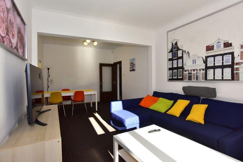 Дава под наем 2-СТАЕН, гр. София, Център