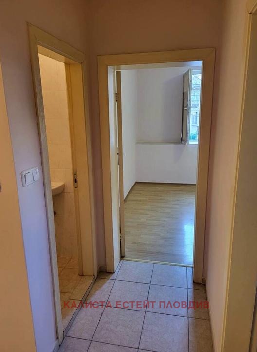 Zu vermieten  2 Schlafzimmer Plowdiw , Sadijski , 90 qm | 45405582 - Bild [6]