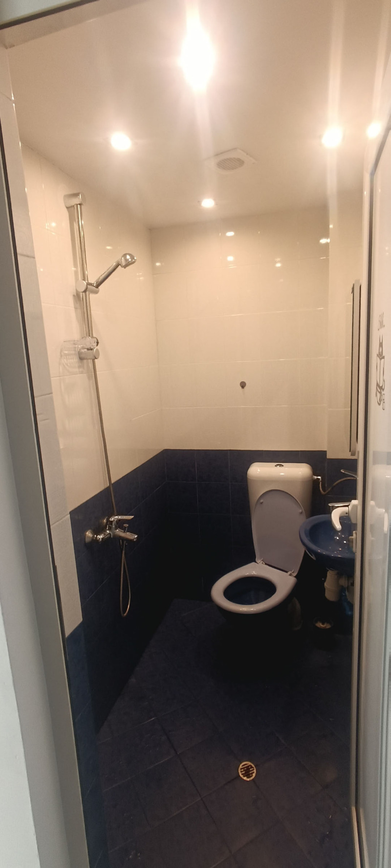 Дава под наем 2-СТАЕН, гр. София, Център, снимка 7 - Апартаменти - 52548070