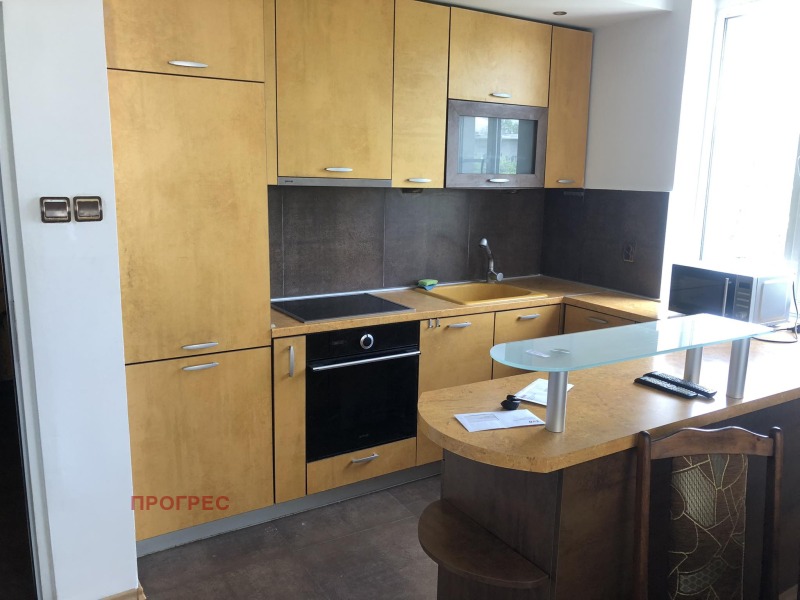 Zu vermieten  2 Schlafzimmer Plowdiw , Karschijaka , 96 qm | 40329579 - Bild [5]