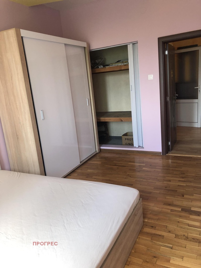 Zu vermieten  2 Schlafzimmer Plowdiw , Karschijaka , 96 qm | 40329579 - Bild [11]