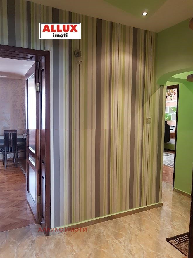 Do wynajęcia  2 sypialnie Ruse , Centar , 80 mkw | 85031597 - obraz [12]