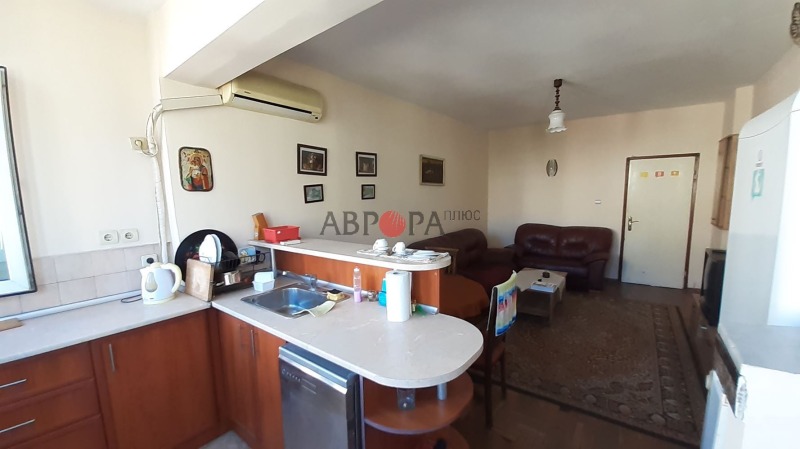 Para alugar  2 quartos Burgas , Vazrajdane , 77 m² | 20365815