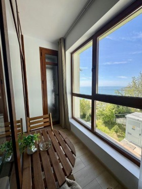 Studio m-t Alen mak, Varna 9