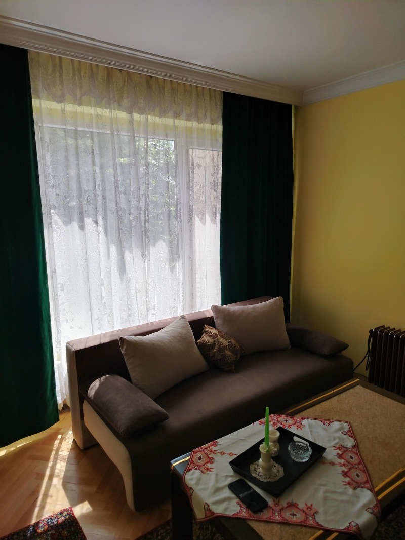Da affittare  1 camera da letto Sofia , Hadgi Dimitar , 55 mq | 70812012