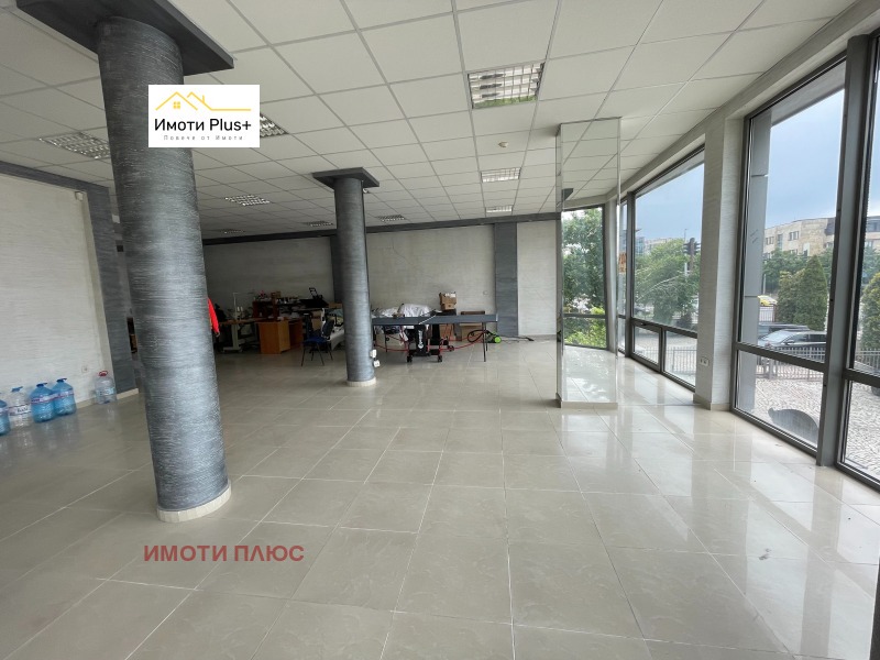 Te huur  Kantoor Sjumen , Matematitsjeska gimnazija , 152 m² | 95725904 - afbeelding [2]