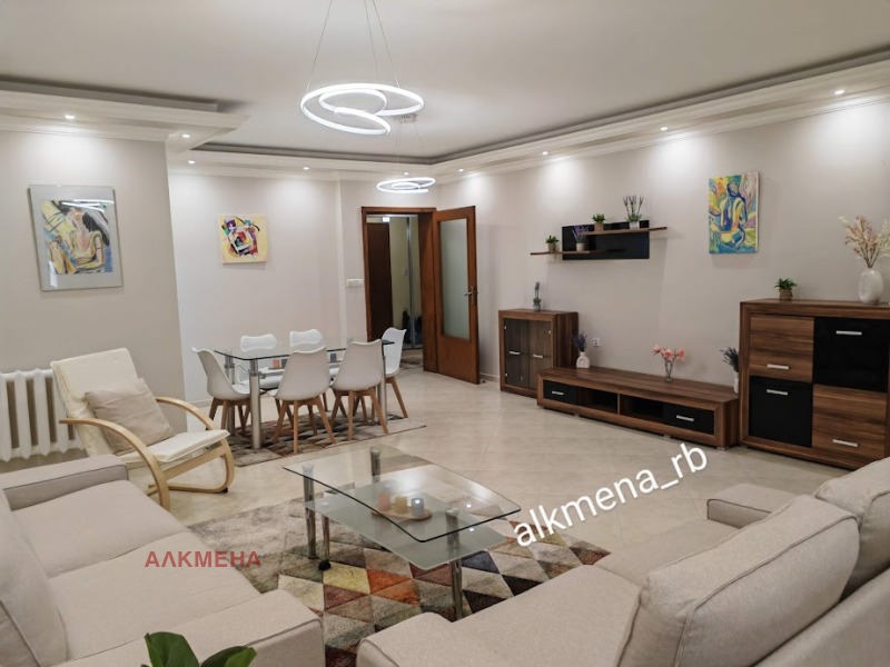 K pronájmu  2 ložnice Sofia , Manastirski livadi , 130 m2 | 80935405