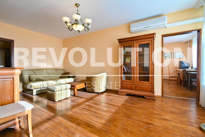 Para alugar  2 quartos Sofia , Iztok , 98 m² | 74053269