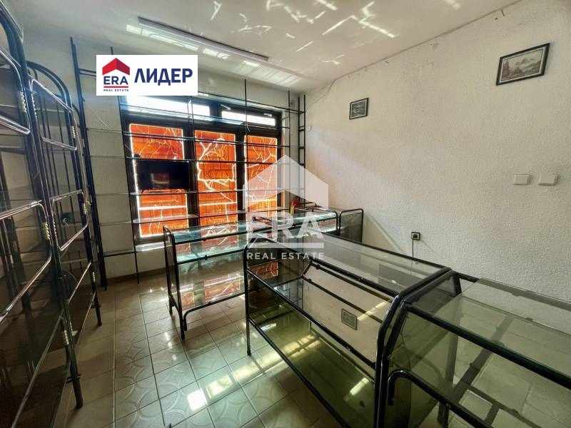 Kiadó  Üzlet Ruse , Centralen koop. pazar , 12 négyzetméter | 75075783 - kép [2]