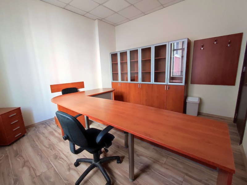 Kiadó  Hivatal Dobrics , Centar , 18 négyzetméter | 46866133 - kép [9]