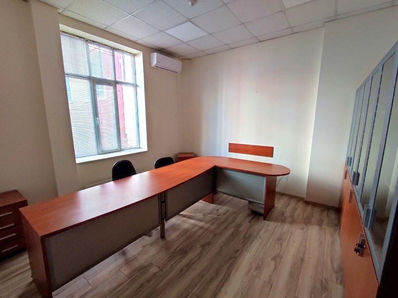 Kiadó  Hivatal Dobrics , Centar , 18 négyzetméter | 46866133 - kép [6]