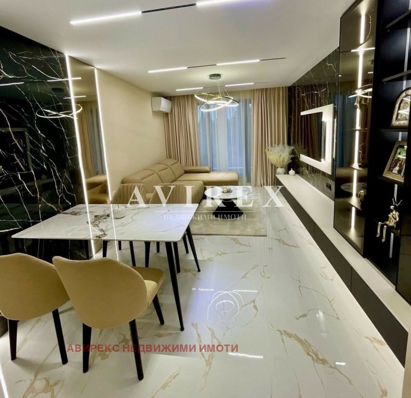 Под наем 3-СТАЕН, град Пловдив, Център • 920 € / 1799.36 лв. • 93791495 1