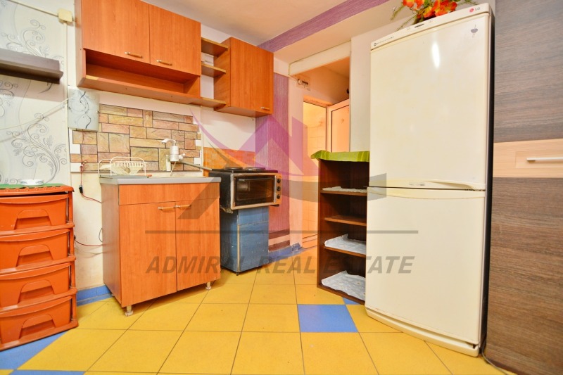 De inchiriat  1 dormitor Varna , Colhozen pazar , 40 mp | 16647740