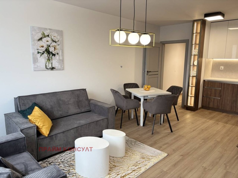 Дава под наем 3-СТАЕН, гр. Пловдив, Съдийски