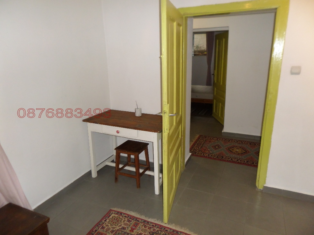 Дава под наем 2-СТАЕН, гр. София, Център, снимка 4 - Апартаменти - 54113006