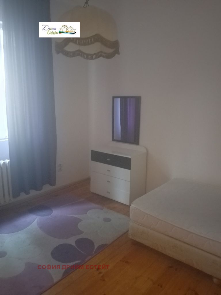 En renta  1 dormitorio Sofia , Tsentar , 70 metros cuadrados | 99803513