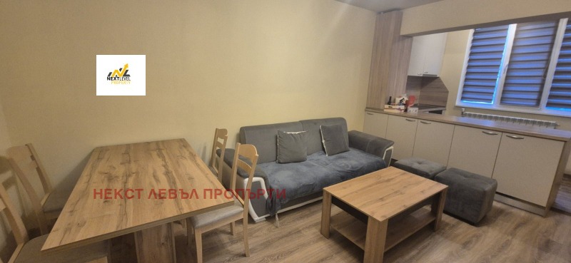 Издаје се  1 спаваћа соба Софија , Лјулин 5 , 50 м2 | 52856695