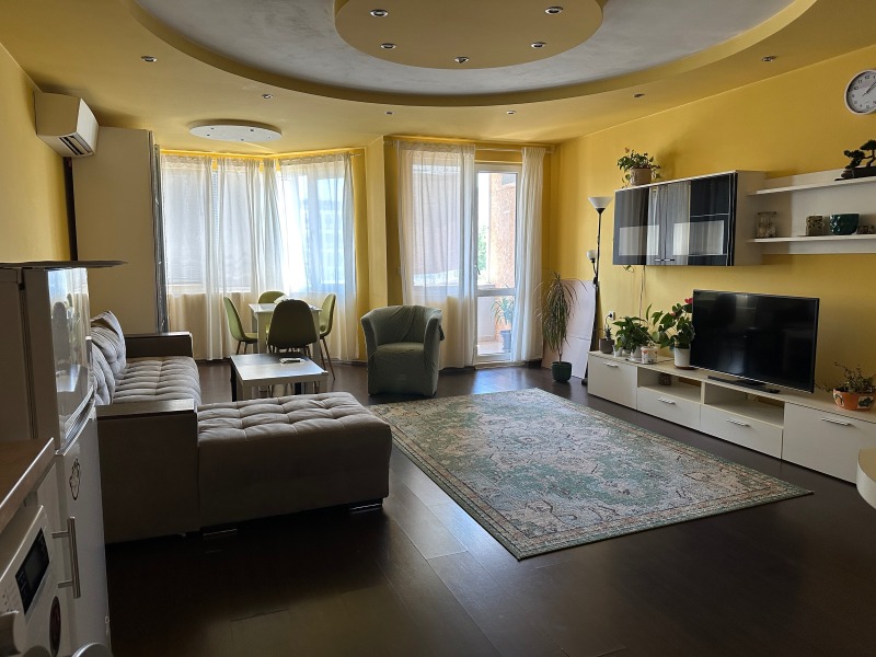 Zu vermieten  1 Schlafzimmer Sofia , Owtscha kupel 2 , 75 qm | 61948410