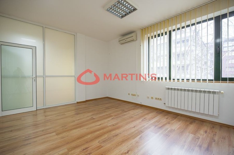 Para alugar  Escritório Sofia , Lozenec , 70 m² | 53859871 - imagem [2]