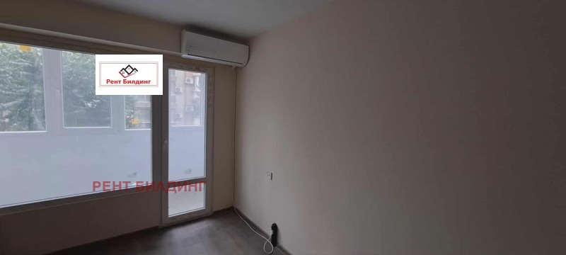 För uthyrning  1 sovrum Burgas , Centar , 70 kvm | 24144643 - bild [4]