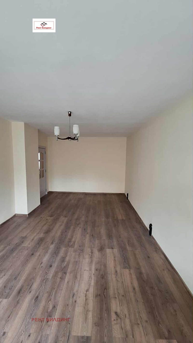Para alugar  1 quarto Burgas , Centar , 70 m² | 24144643