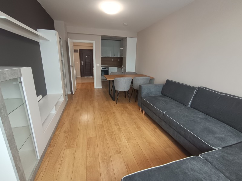 Дава под Наем 3-СТАЕН в град Благоевград, Широк център - 80 кв.м / 460 € » 899.68 лв., ИМОТИНВЕСТ77