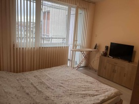 2 camere da letto Vazragdane, Burgas 7