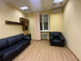 3+ dormitor Zona B-18, Sofia