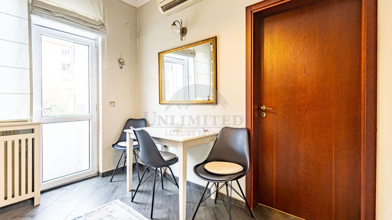 Zu vermieten  3 Schlafzimmer Sofia , Zentar , 130 qm | 72579996 - Bild [9]