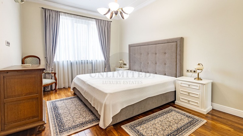 Zu vermieten  3 Schlafzimmer Sofia , Zentar , 130 qm | 72579996 - Bild [14]