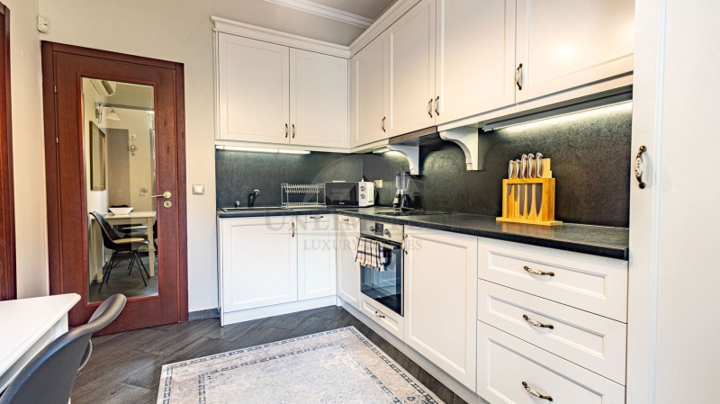 Zu vermieten  3 Schlafzimmer Sofia , Zentar , 130 qm | 72579996 - Bild [7]