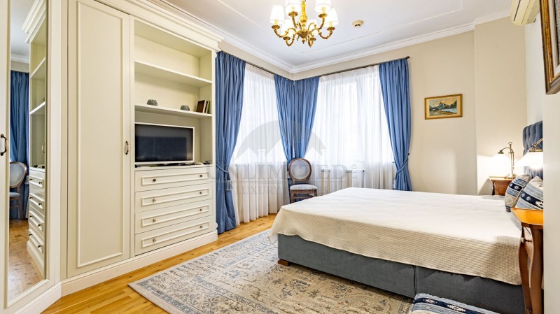 Zu vermieten  3 Schlafzimmer Sofia , Zentar , 130 qm | 72579996 - Bild [11]