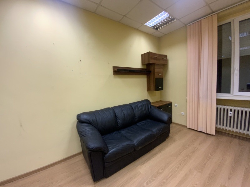 De inchiriat  3+ dormitor Sofia , Zona B-18 , 100 mp | 20231408 - imagine [4]