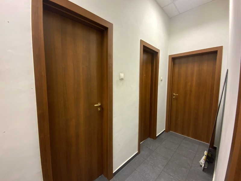 De inchiriat  3+ dormitor Sofia , Zona B-18 , 100 mp | 20231408 - imagine [12]