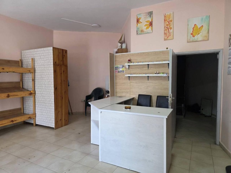 K pronájmu  Prodejna Burgas , Meden rudnik - zona V , 49 m2 | 77061020