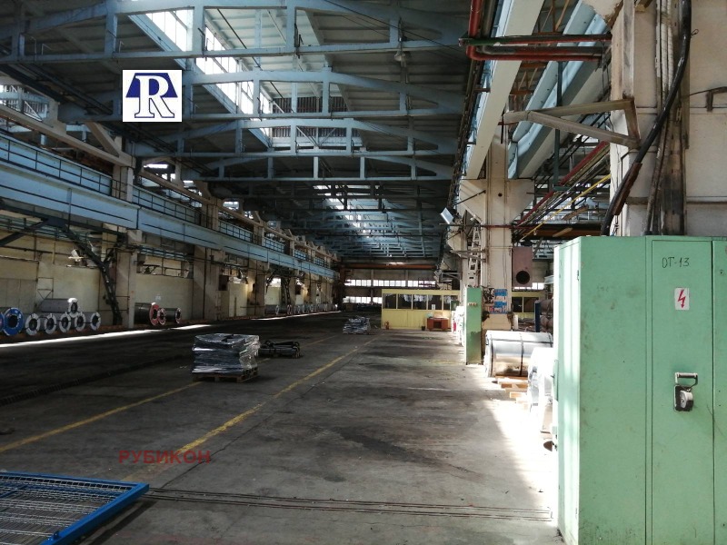 De inchiriat  Cladire industriala Plovdiv , Industrialna zona - Iug , 2000 mp | 11526587 - imagine [2]