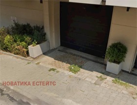 Garagem Lozenec, Sofia 1