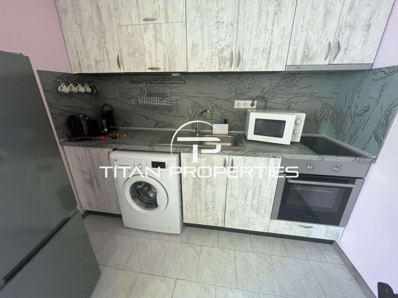 Zu vermieten  1 Schlafzimmer Warna , Sportna zala , 67 qm | 44419282 - Bild [2]