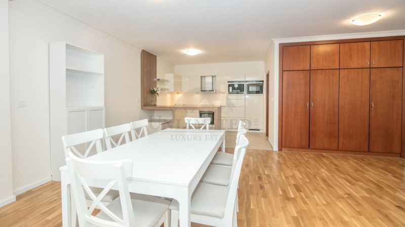 Do wynajęcia  3 sypialnie Sofia , Centar , 170 mkw | 71437551 - obraz [7]