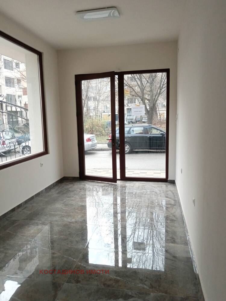 For Rent  Shop Plovdiv , Kamenitsa 1 , 27 sq.m | 31305449 - image [2]