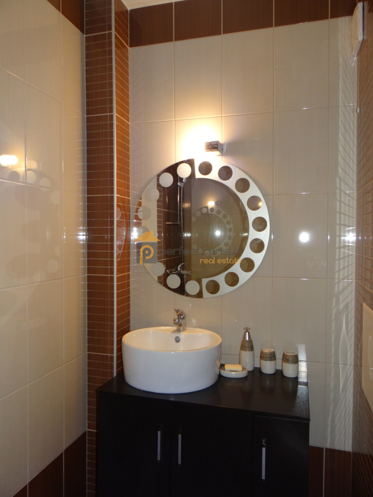 Дава под наем 2-СТАЕН, гр. Пловдив, Център, снимка 4 - Апартаменти - 54711512