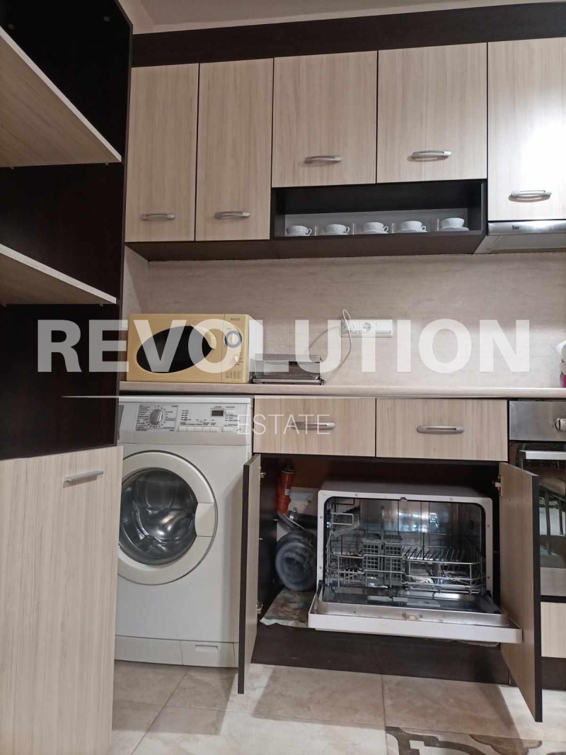 En renta  1 dormitorio Varna , Bazar Levski , 56 metros cuadrados | 86984110 - imagen [4]