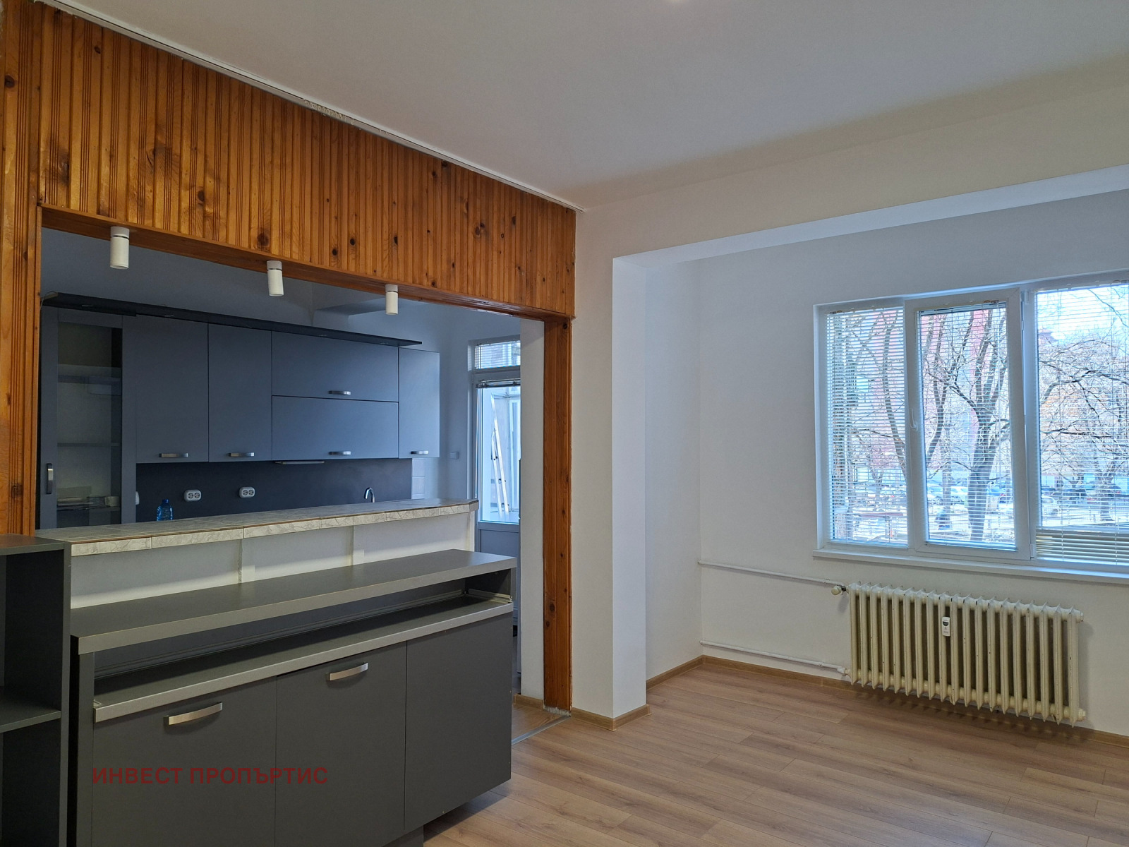 Дава под наем ОФИС, гр. София, Център