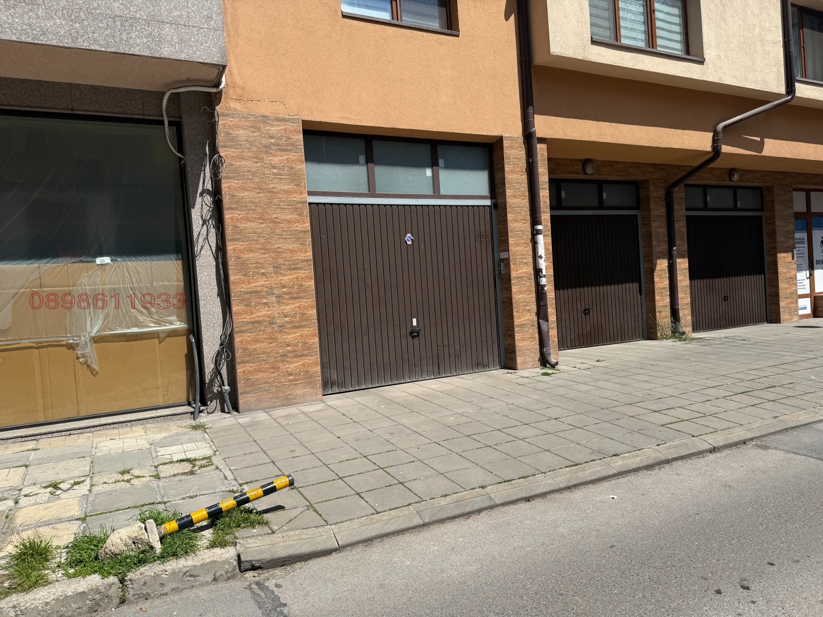 Дава под наем ГАРАЖ, ПАРКОМЯСТО, гр. Варна, Център